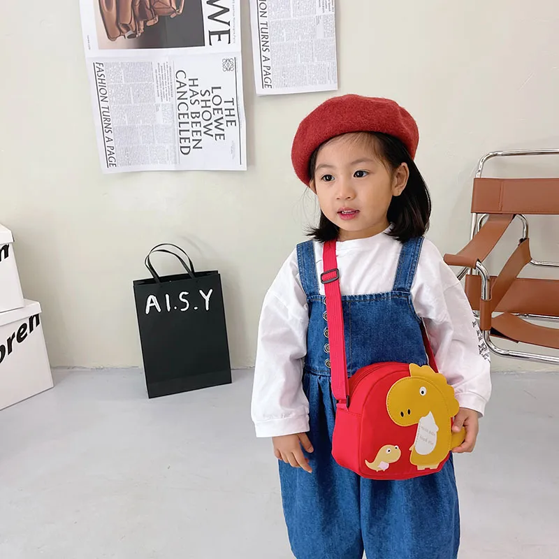 Kid'S Nylon Cartoon Dinosaur Cute Oval Zipper Crossbody Bag display picture 14