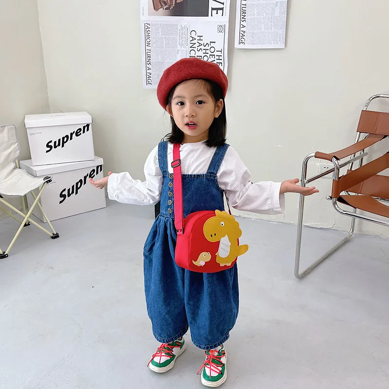 Kid'S Nylon Cartoon Dinosaur Cute Oval Zipper Crossbody Bag display picture 41