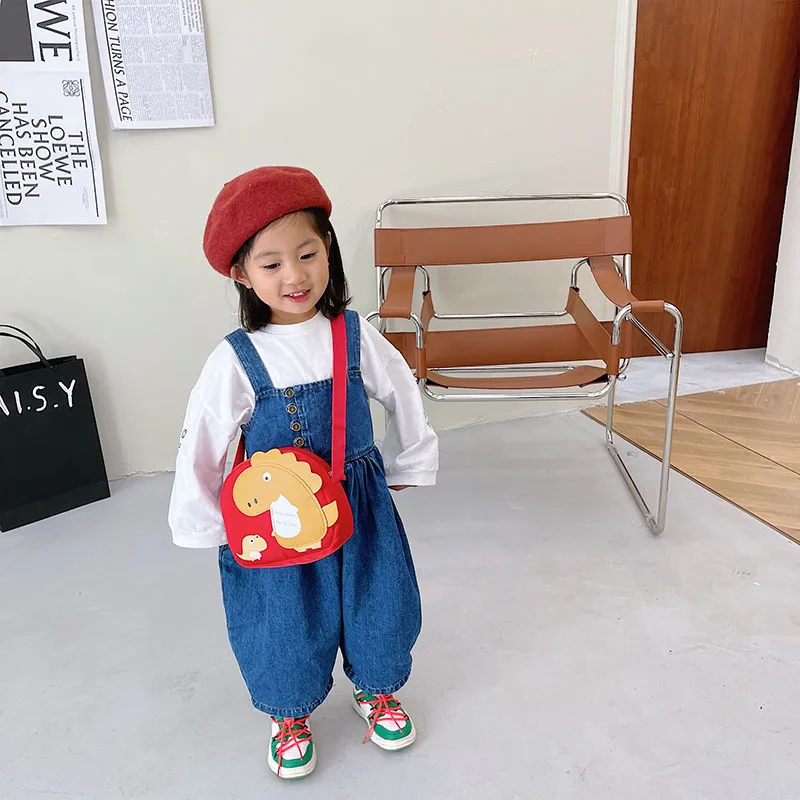 Kid'S Nylon Cartoon Dinosaur Cute Oval Zipper Crossbody Bag display picture 45