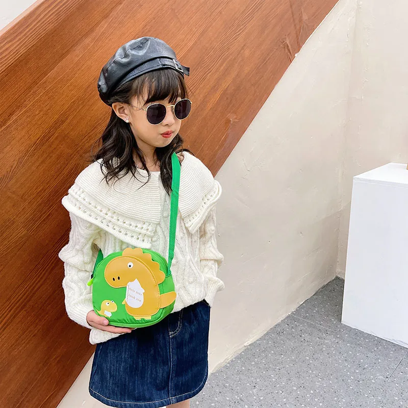 Kid'S Nylon Cartoon Dinosaur Cute Oval Zipper Crossbody Bag display picture 100