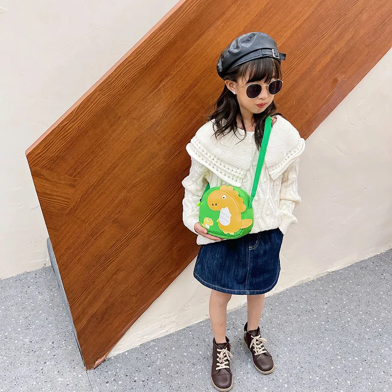Kid'S Nylon Cartoon Dinosaur Cute Oval Zipper Crossbody Bag display picture 105