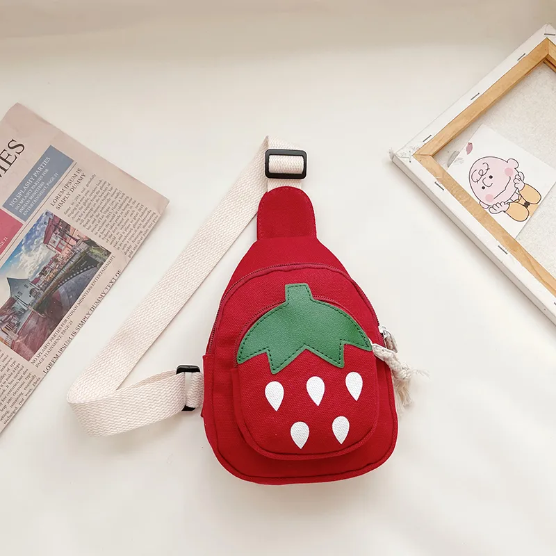 Kid'S Canvas Strawberry Cute Oval Zipper Fanny Pack display picture 3