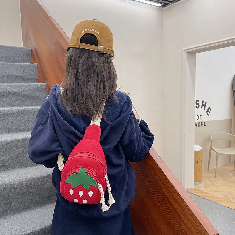 Kid'S Canvas Strawberry Cute Oval Zipper Fanny Pack display picture 18