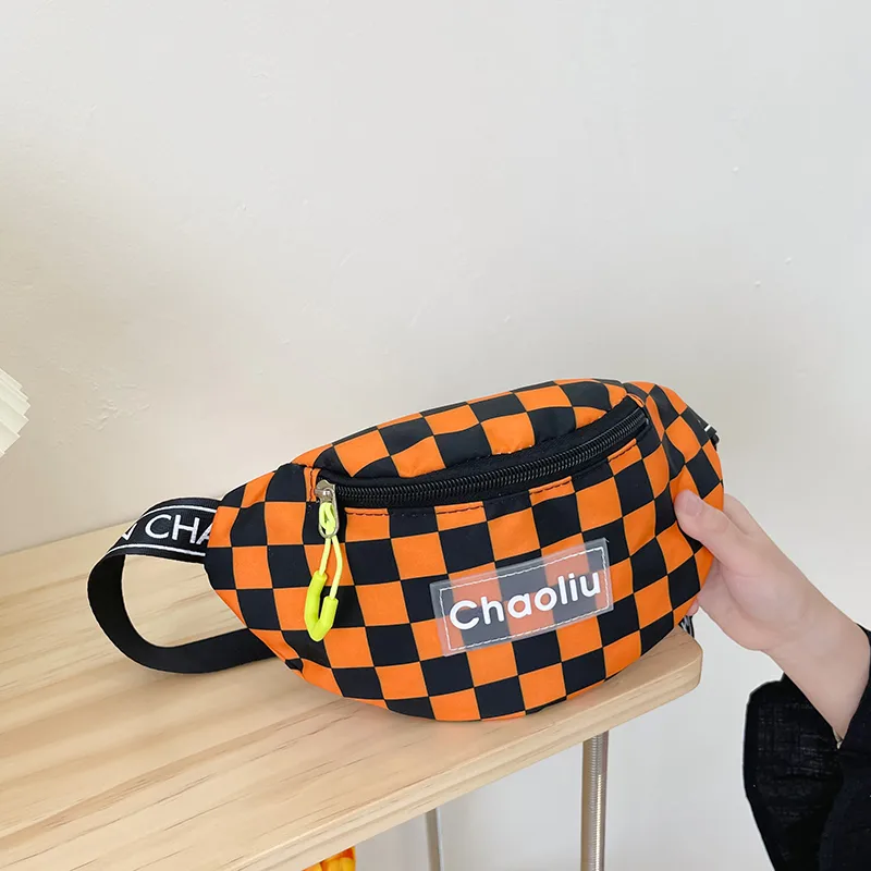 Kid'S Nylon Plaid Streetwear Dumpling Shape Zipper Fanny Pack display picture 11