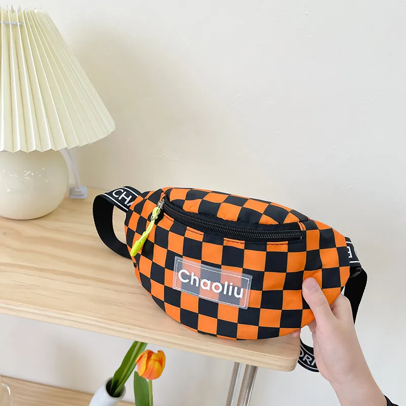 Kid'S Nylon Plaid Streetwear Dumpling Shape Zipper Fanny Pack display picture 9