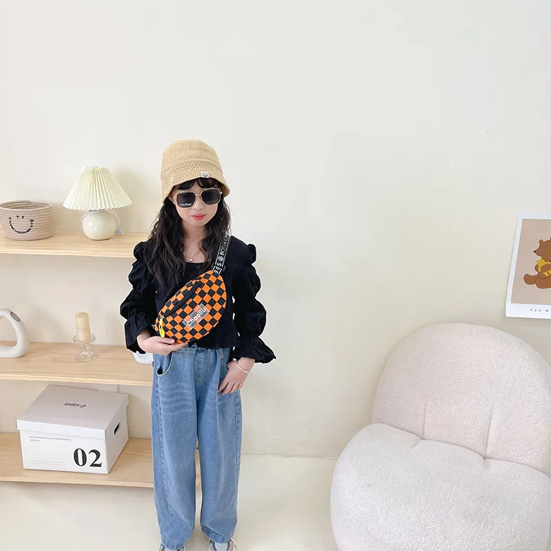 Kid'S Nylon Plaid Streetwear Dumpling Shape Zipper Fanny Pack display picture 4
