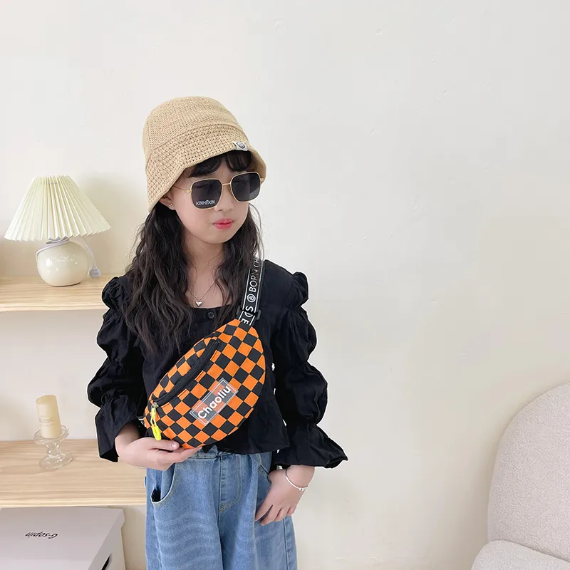 Kid'S Nylon Plaid Streetwear Dumpling Shape Zipper Fanny Pack display picture 13
