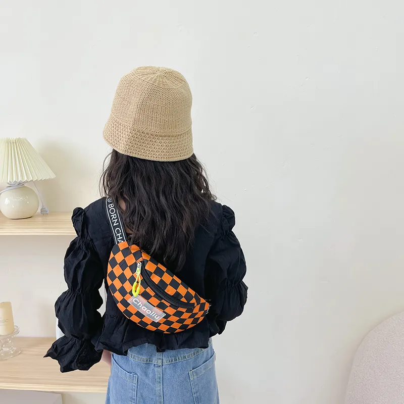 Kid'S Nylon Plaid Streetwear Dumpling Shape Zipper Fanny Pack display picture 12