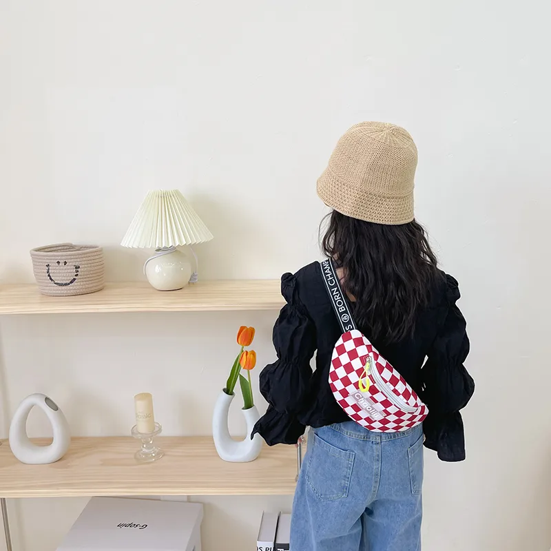 Kid'S Nylon Plaid Streetwear Dumpling Shape Zipper Fanny Pack display picture 6