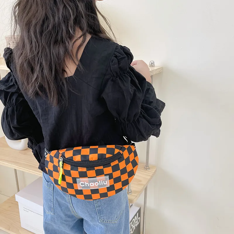 Kid'S Nylon Plaid Streetwear Dumpling Shape Zipper Fanny Pack display picture 7