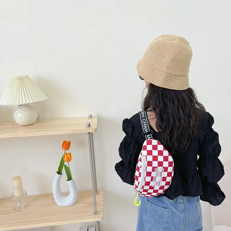 Kid'S Nylon Plaid Streetwear Dumpling Shape Zipper Fanny Pack display picture 44