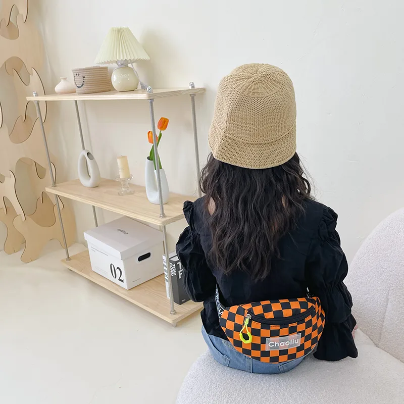 Kid'S Nylon Plaid Streetwear Dumpling Shape Zipper Fanny Pack display picture 24