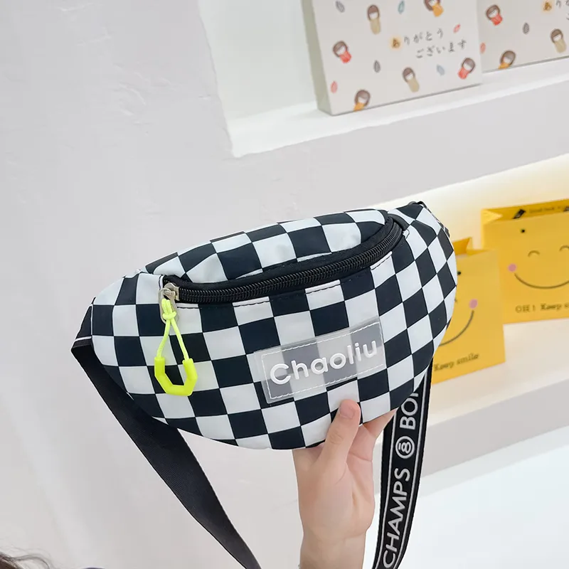 Kid'S Nylon Plaid Streetwear Dumpling Shape Zipper Fanny Pack display picture 8