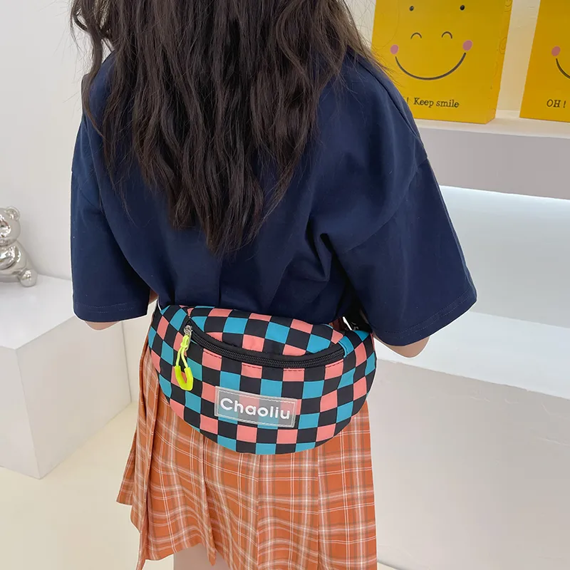 Kid'S Nylon Plaid Streetwear Dumpling Shape Zipper Fanny Pack display picture 80