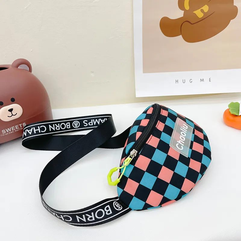 Kid'S Nylon Plaid Streetwear Dumpling Shape Zipper Fanny Pack display picture 78