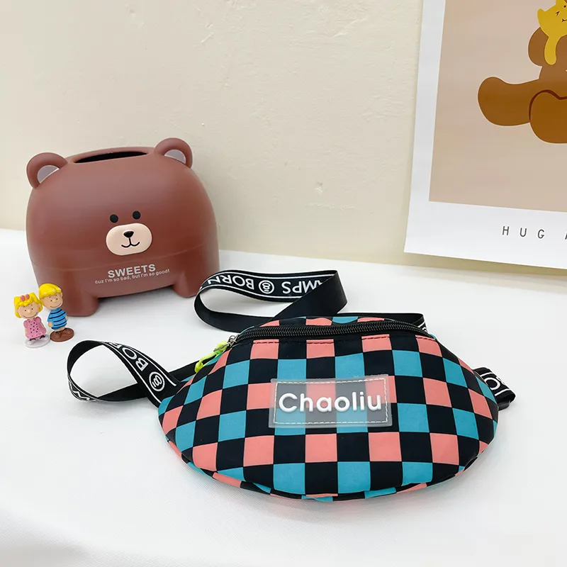 Kid'S Nylon Plaid Streetwear Dumpling Shape Zipper Fanny Pack display picture 100