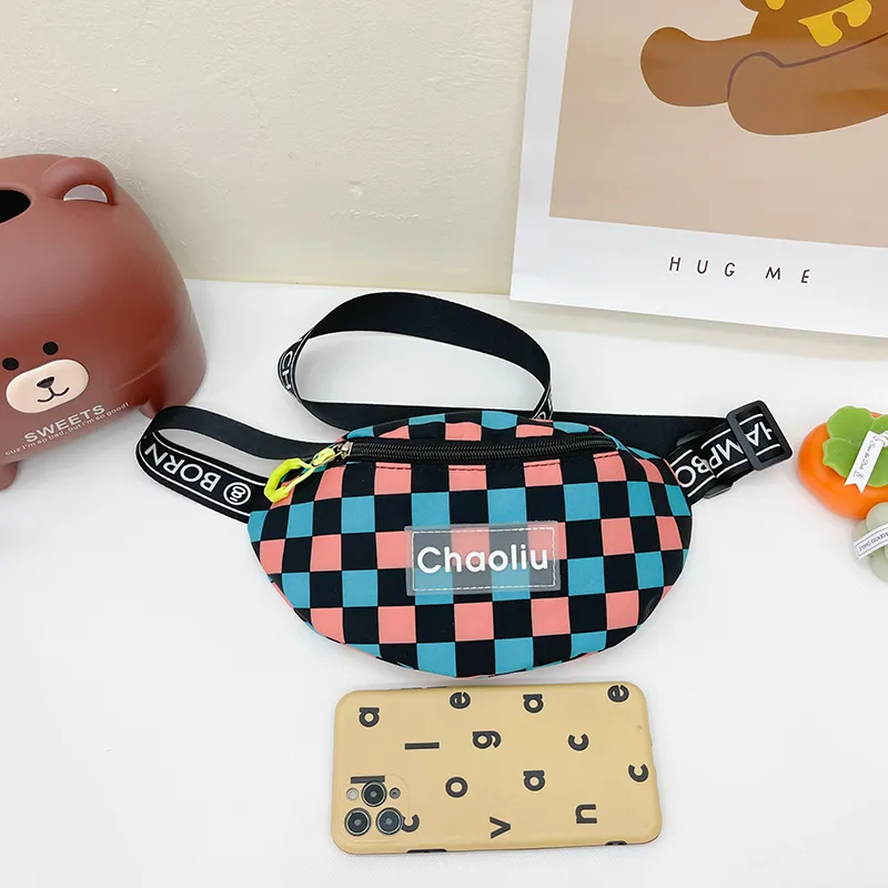 Kid'S Nylon Plaid Streetwear Dumpling Shape Zipper Fanny Pack display picture 102