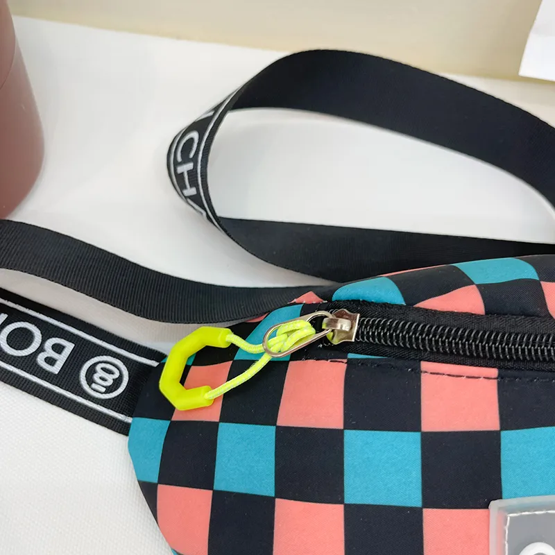 Kid'S Nylon Plaid Streetwear Dumpling Shape Zipper Fanny Pack display picture 92