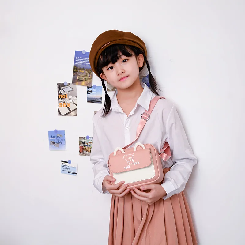 Kid'S Pu Leather Color Block Bear Cute Square Zipper Shoulder Bag Crossbody Bag display picture 4