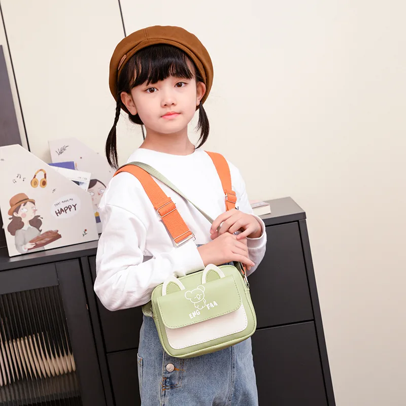 Kid'S Pu Leather Color Block Bear Cute Square Zipper Shoulder Bag Crossbody Bag display picture 42