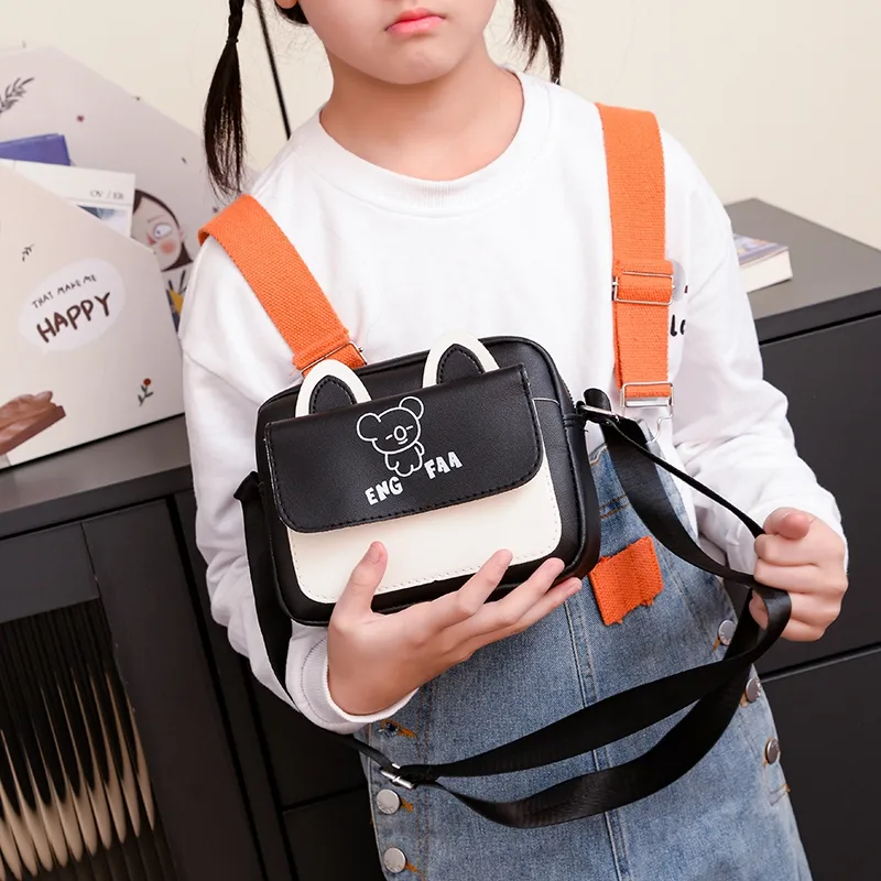 Kid'S Pu Leather Color Block Bear Cute Square Zipper Shoulder Bag Crossbody Bag display picture 37