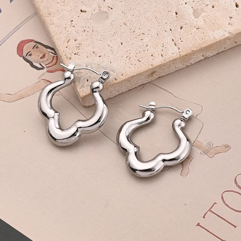 1 Pair/Package Casual Modern Style Simple Style Flower Handmade Polishing Plating 304 Stainless Steel 18K Gold Plated Colorful Plating Rose Gold Plated Earrings display picture 2