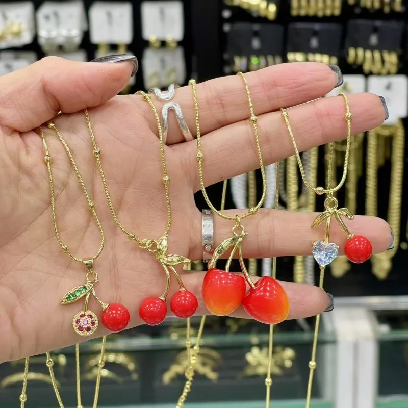 Casual Vacation Sweet Cherry Heart Shape Copper Polishing Inlay Zircon 18K Gold Plated Women's Pendant Necklace display picture 1