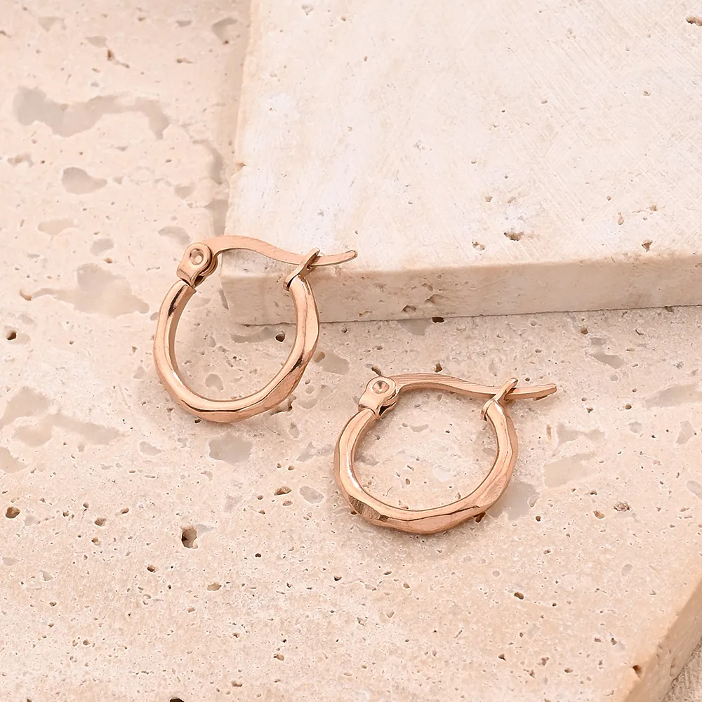 1 Pair/Package Casual Modern Style Simple Style O-Shape Handmade Polishing Plating 304 Stainless Steel 18K Gold Plated Plating Color Rose Gold Plated Earrings display picture 5