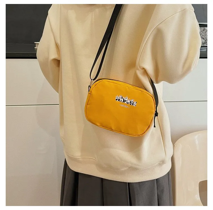 Women's Nylon Animal Streetwear Square Zipper Shoulder Bag Crossbody Bag display picture 15