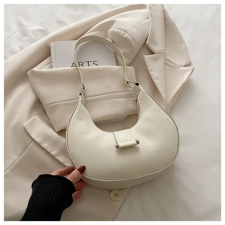 Women's Pu Leather Solid Color Streetwear Sewing Thread Square Zipper Underarm Bag display picture 18