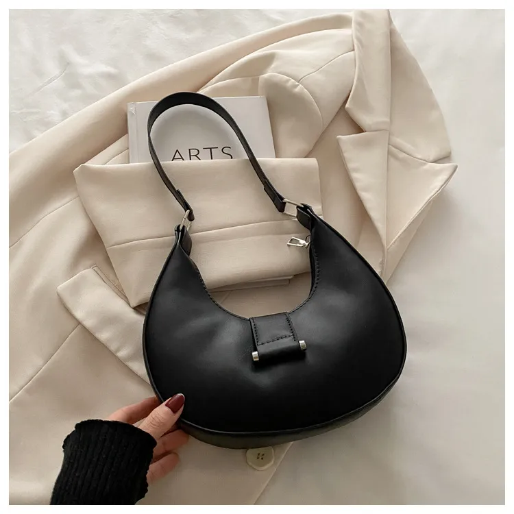 Women's Pu Leather Solid Color Streetwear Sewing Thread Square Zipper Underarm Bag display picture 19