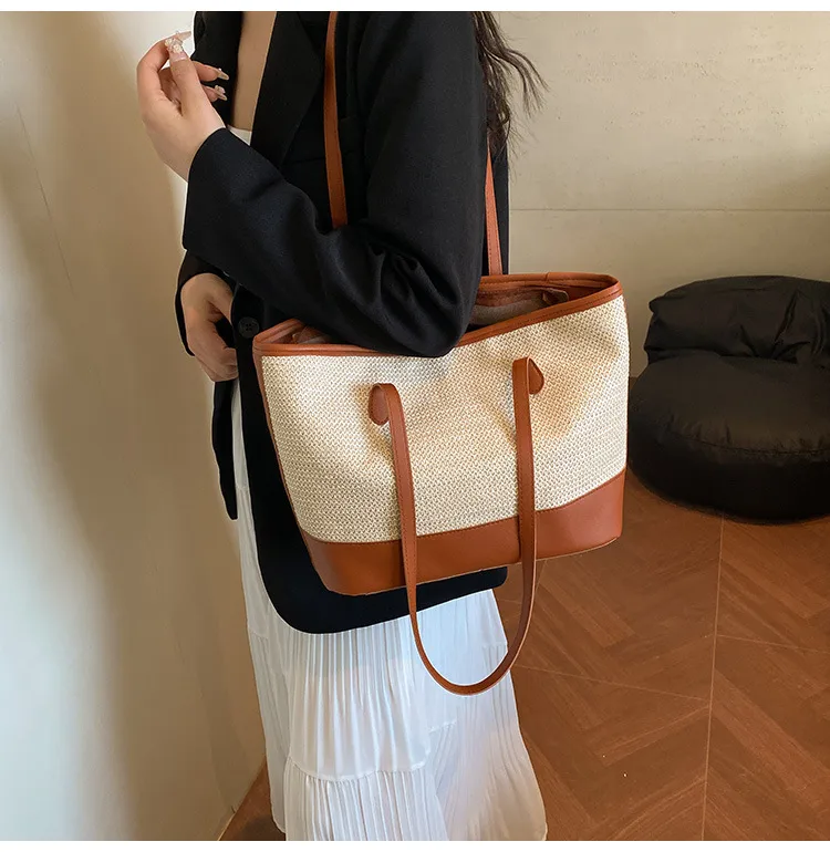 Women's Large Pu Leather Straw Color Block Streetwear Sewing Thread Square Zipper Tote Bag display picture 5