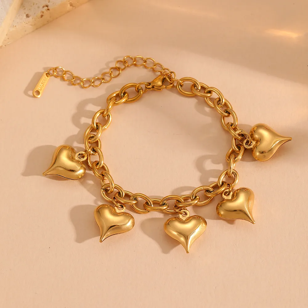 Elegant Lady Streetwear Heart Shape Titanium Steel 18K Gold Plated Women's Bracelets display picture 6
