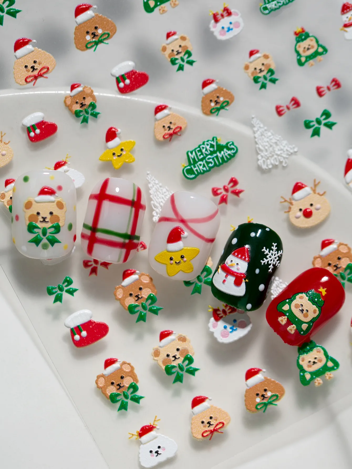 Cartoon Style Cute Christmas Christmas Hat Christmas Tree Santa Claus Nail Stickers Nail Decoration Accessories display picture 4
