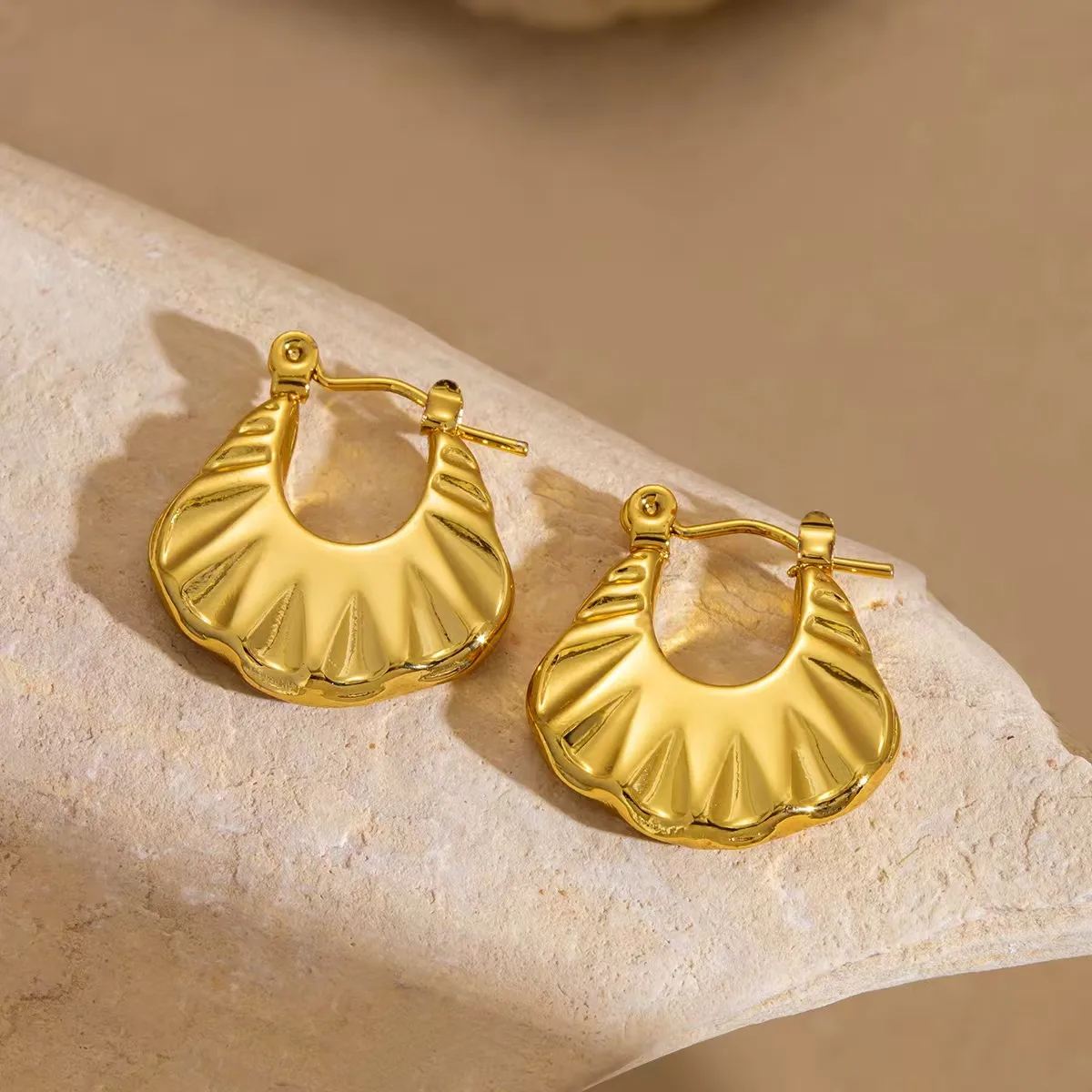 1 Pair Romantic Irregular Asymmetrical 304 Stainless Steel Imitation Gold  Hoop Earrings display picture 2