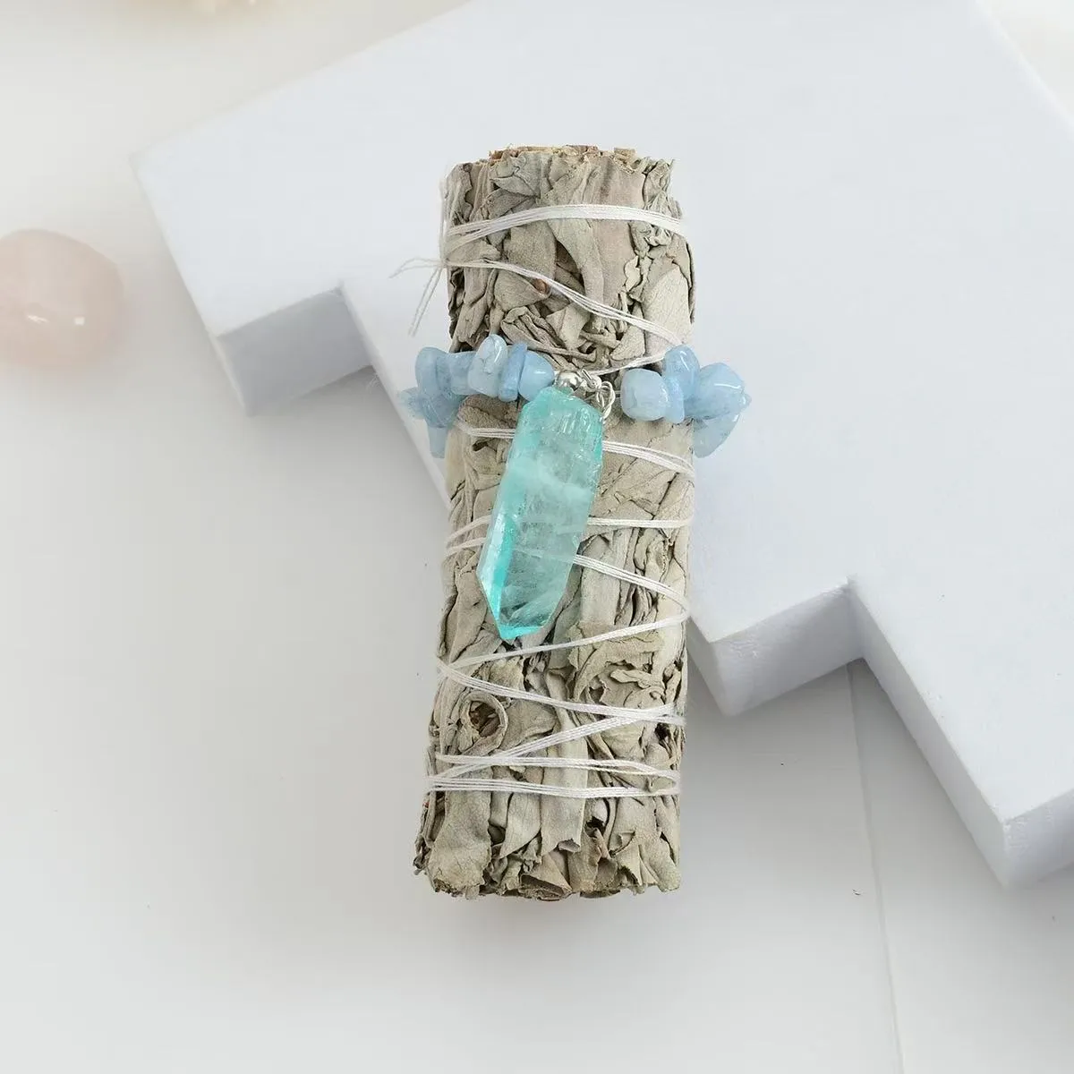 Vacation Classic Style Solid Color Gem Ornaments Artificial Decorations display picture 9