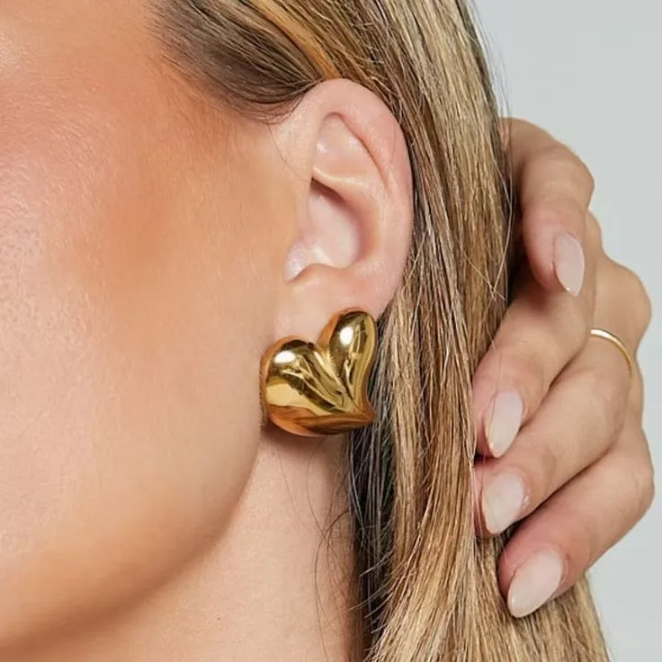 1 Pair Sweet Simple Style Heart Shape 304 Stainless Steel Imitation Gold  Ear Studs display picture 1