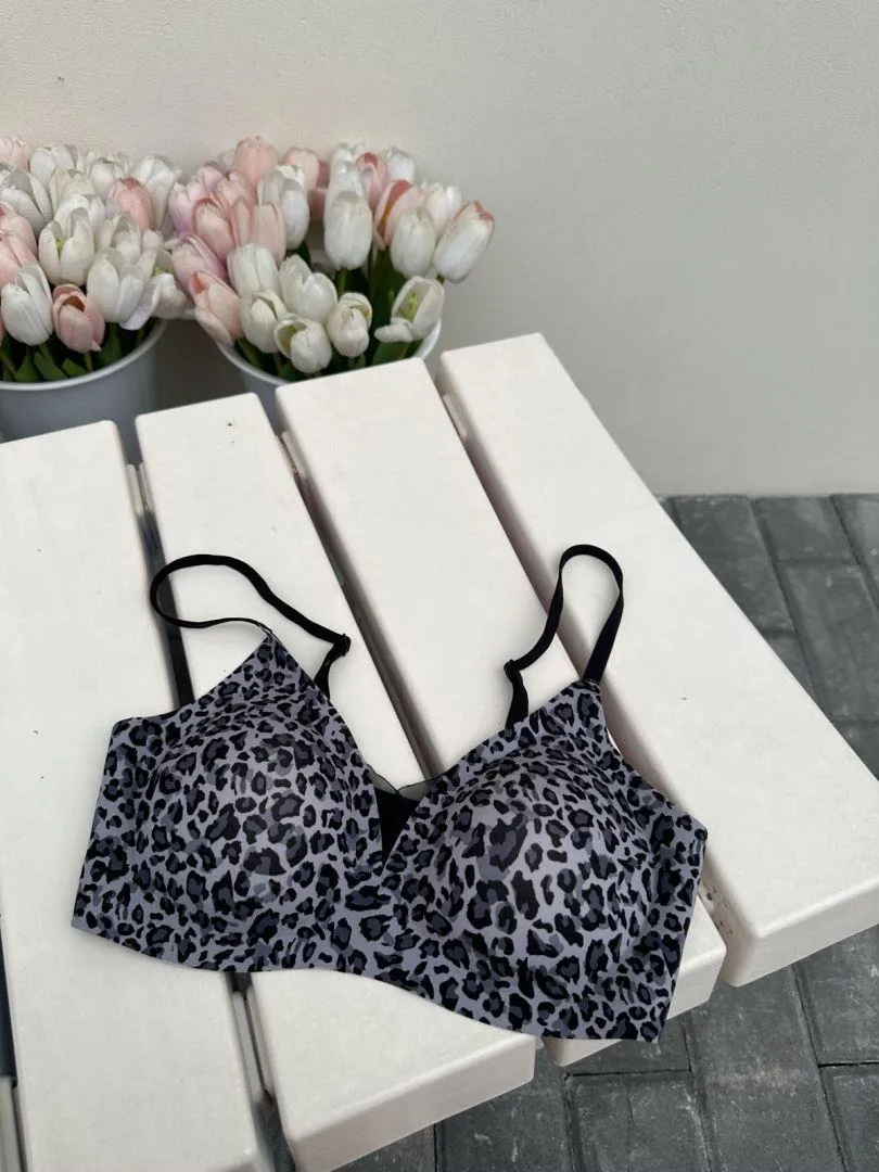 Leopard display picture 22