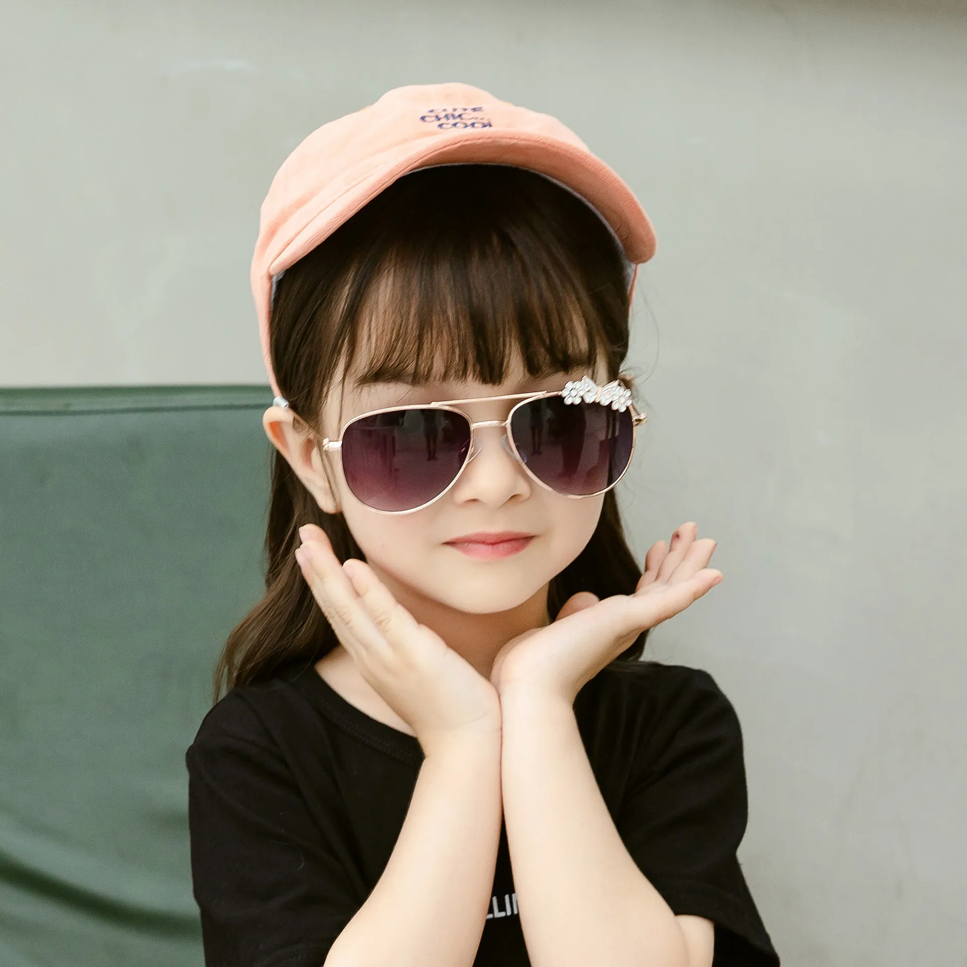 Retro Bear Matte UV400 Kids Sunglasses Unisex Children's Fashionable Sun Protection Glasses Non-Polarized Party Outing Fishing display picture 12