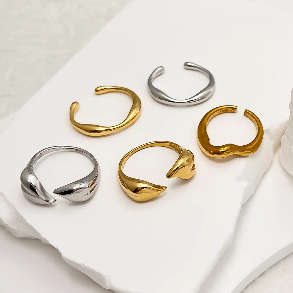 Simple Style Solid Color 304 Stainless Steel 18K Gold Plated Men's Rings display picture 5