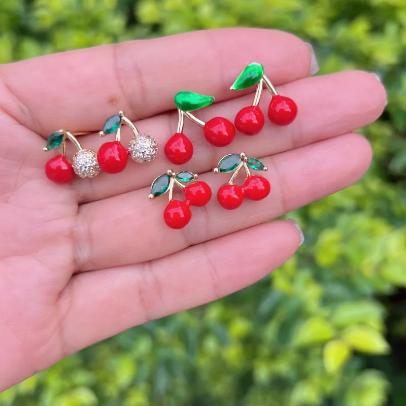 1 Pair Simple Style Classic Style Cherry Copper Ear Studs display picture 2