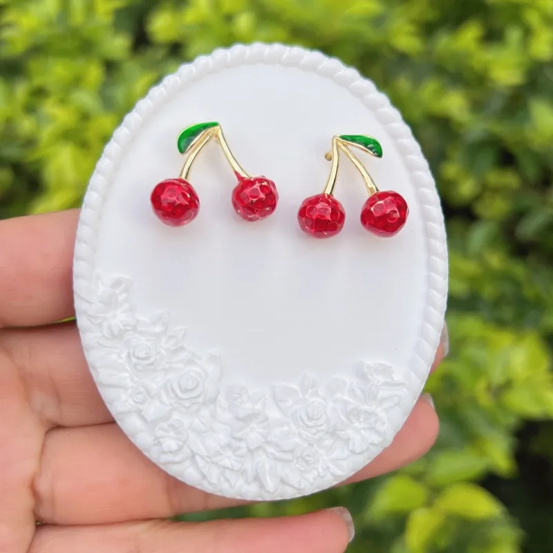 1 Pair Simple Style Classic Style Cherry Copper Ear Studs display picture 7