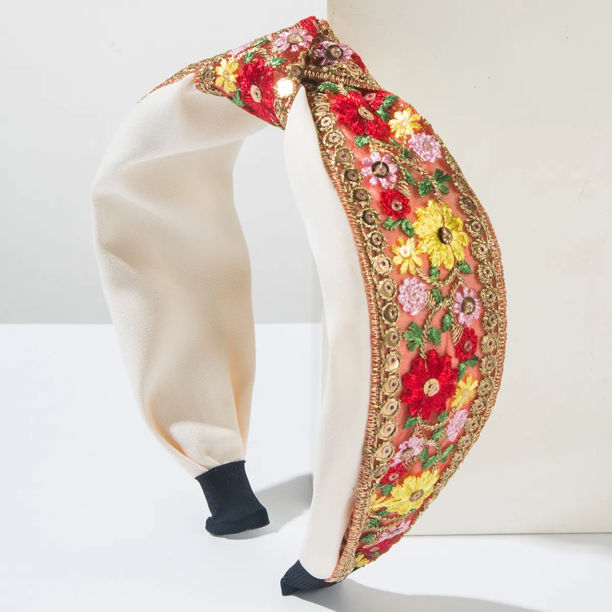 Women's Embroidery Vintage Style Flower Cloth Embroidery Hair Band display picture 9
