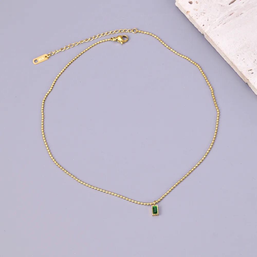 Simple Style Classic Style Solid Color 304 Stainless Steel 18K Gold Plated Women's Pendant Necklace display picture 2