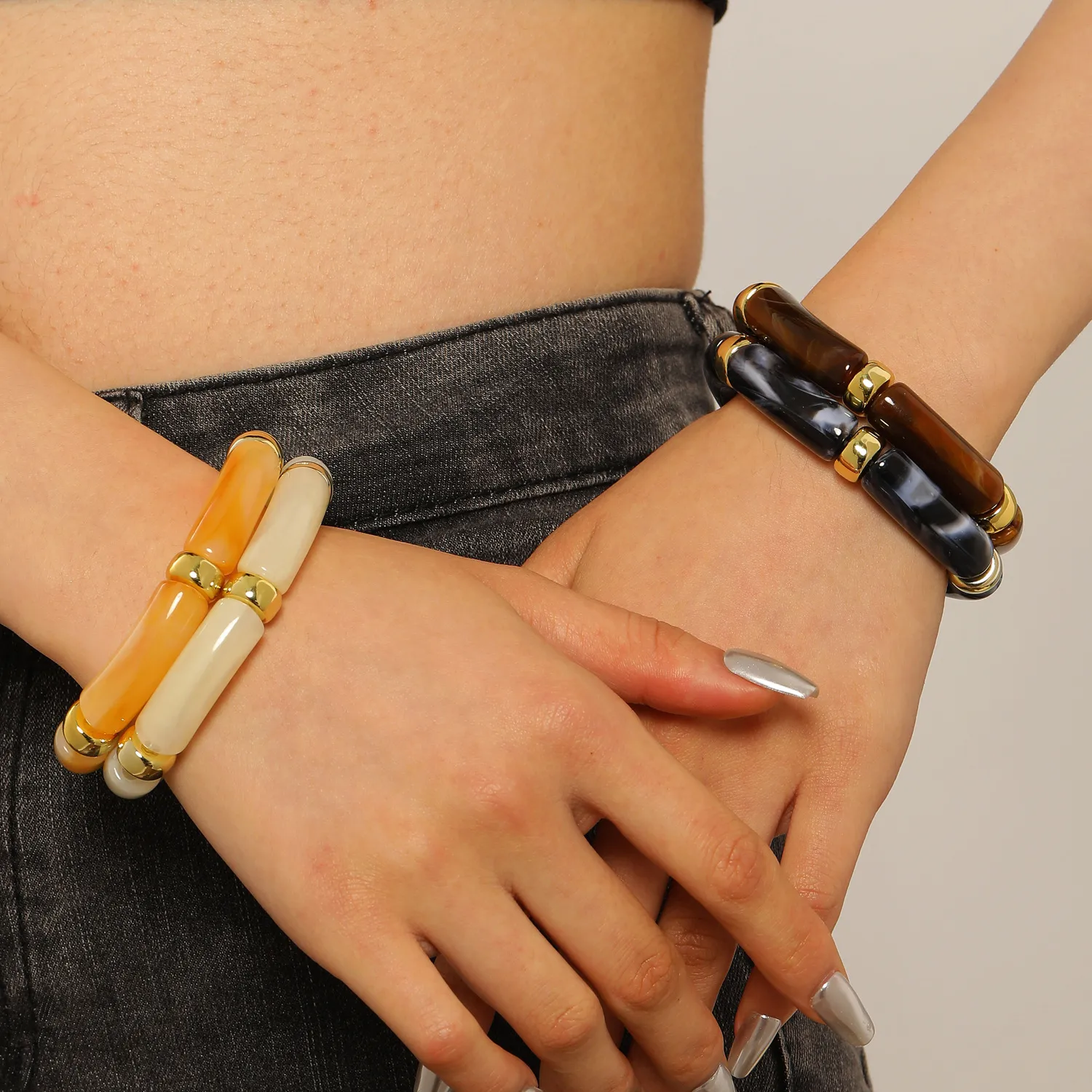 IG Style Retro Geometric Acrylic Polishing Women's Bangle display picture 11