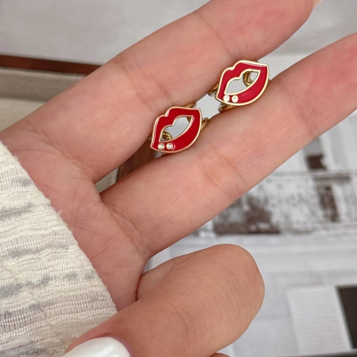 Retro Classic Style Red Lips Copper Epoxy 18K Gold Plated Women's Ear Cuffs Necklace Jewelry Set display picture 4