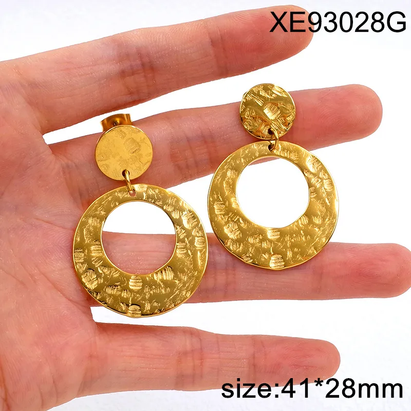 1 Pair Classic Style Round Spiral 304 Stainless Steel 18K Gold Plated Drop Earrings display picture 4