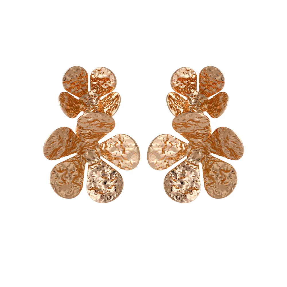 1 Pair Retro Classic Style Flower Plating Iron Ear Studs display picture 6