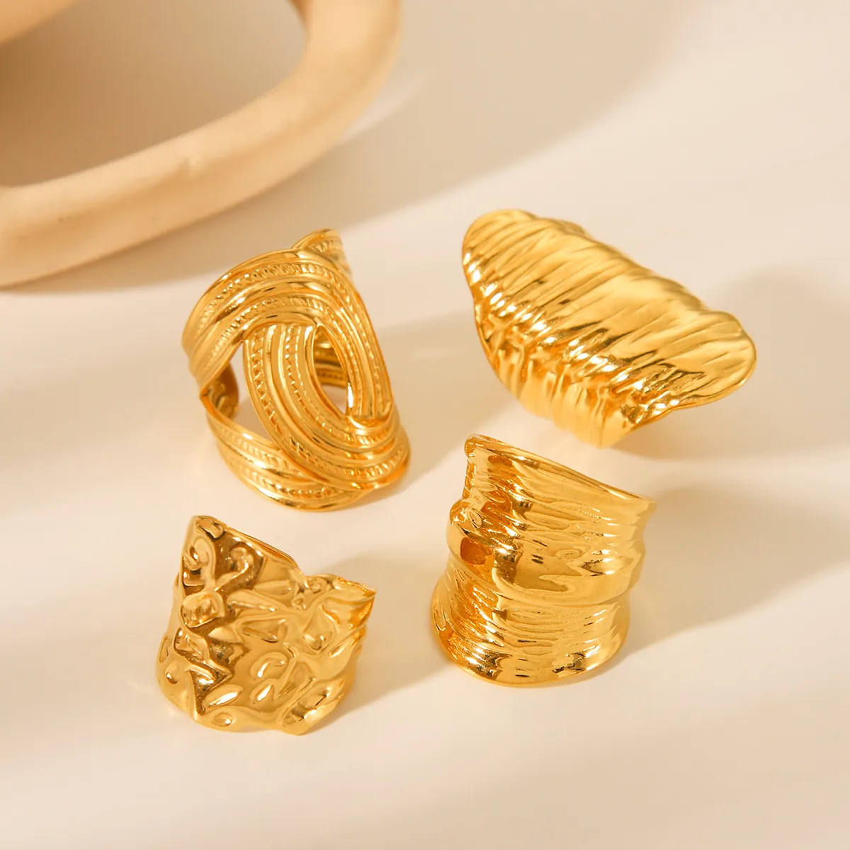 IG Style Casual Simple Style Geometric 304 Stainless Steel Titanium Steel 18K Gold Plated Women's Open Rings display picture 2