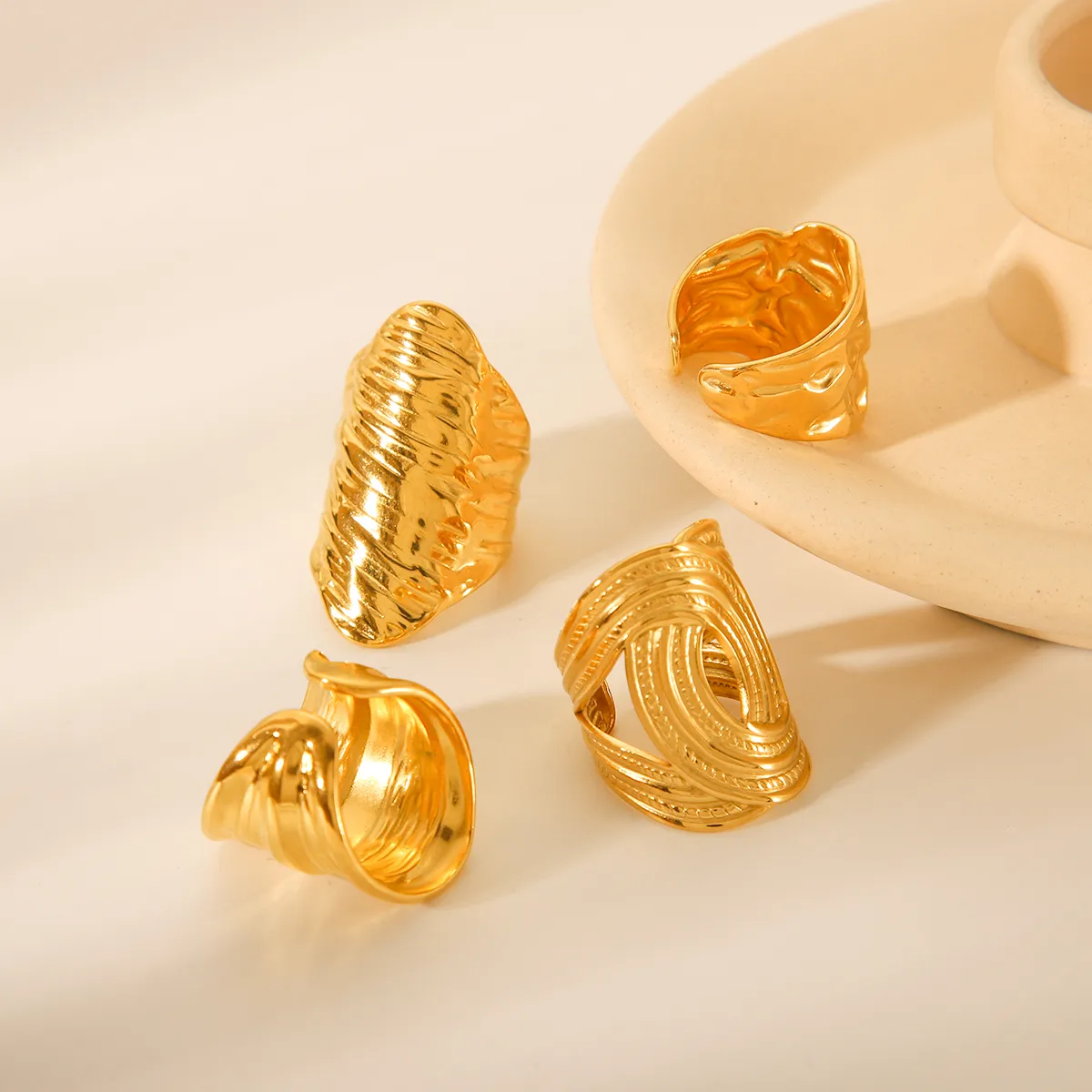 IG Style Casual Simple Style Geometric 304 Stainless Steel Titanium Steel 18K Gold Plated Women's Open Rings display picture 3